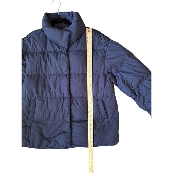 Uniqlo Ultra Light Down Packable Puffer Coat Men's Medium Navy Blue Lightweight - Picture 6 of 14